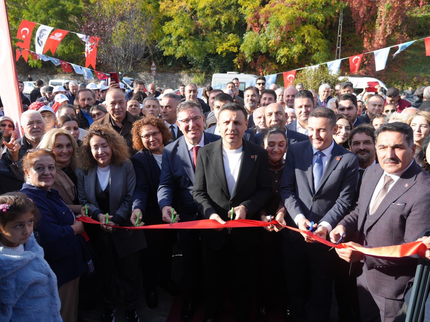 Sarıyer Belediye Başkanı M. Oktay Aksu öncülüğünde komşuların yoğun talebi