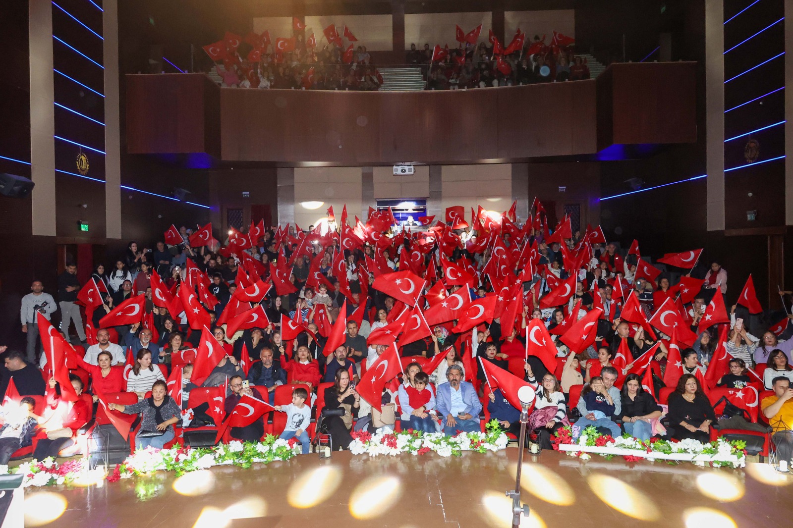 29 Ekim Cumhuriyet Bayramı Tüm Uşak’ta Büyük Bir Coşkuyla Kutlandı