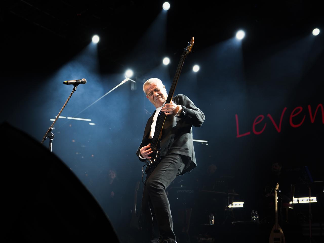 29 Ekim Cumhuriyet Bayramı’nın Coşkusu Levent Yüksel Konseri İle Doyasıya