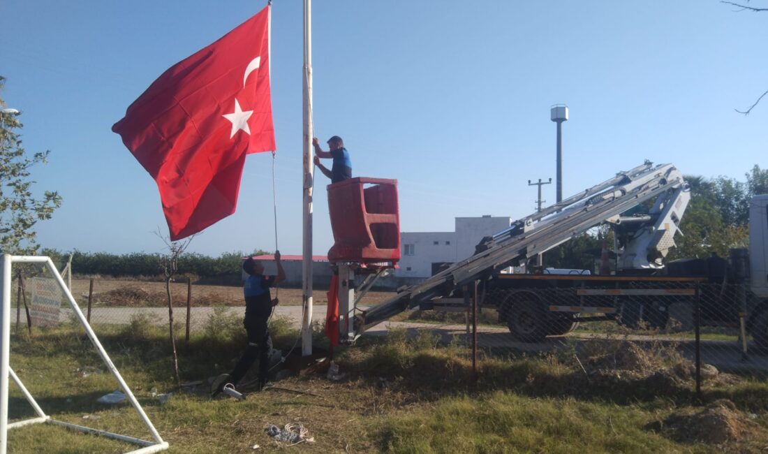 Yumurtalıkta Bayraklar Yenileniyor, Yumurtalık Her Adımda Tertemiz Oluyor Yumurtalıkta Bayraklar Yenileniyor, Yumurtalık Her Adımda Tertemiz Oluyor Yumurtalık Belediyesi,