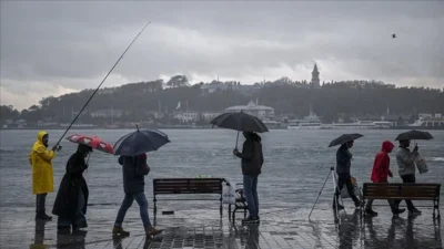 İstanbul’da Dolu ve Fırtına Alarmı! AKOM Uyardı Elbette, AKOM'un dolu uyarısını bir haber metni formatına dönüştürelim:
SON DAKİKA