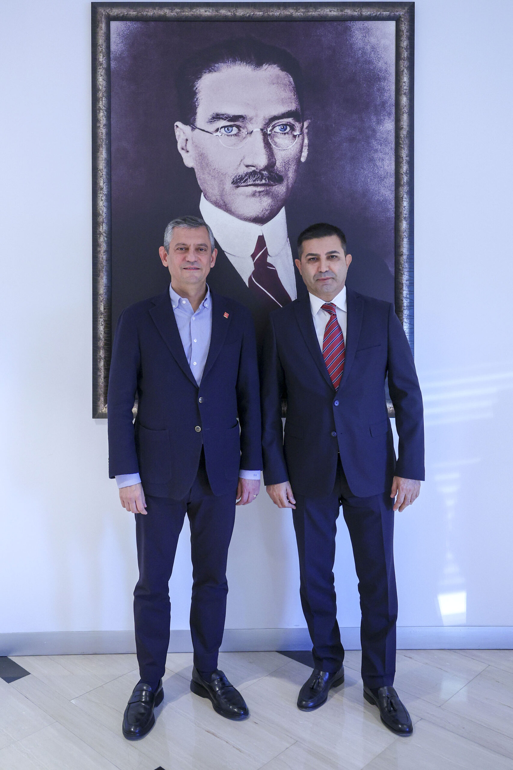 CHP Aydın Meclis Grubu’ndan Özgür Özel’e Ziyaret Aydın Büyükşehir Belediyesi
