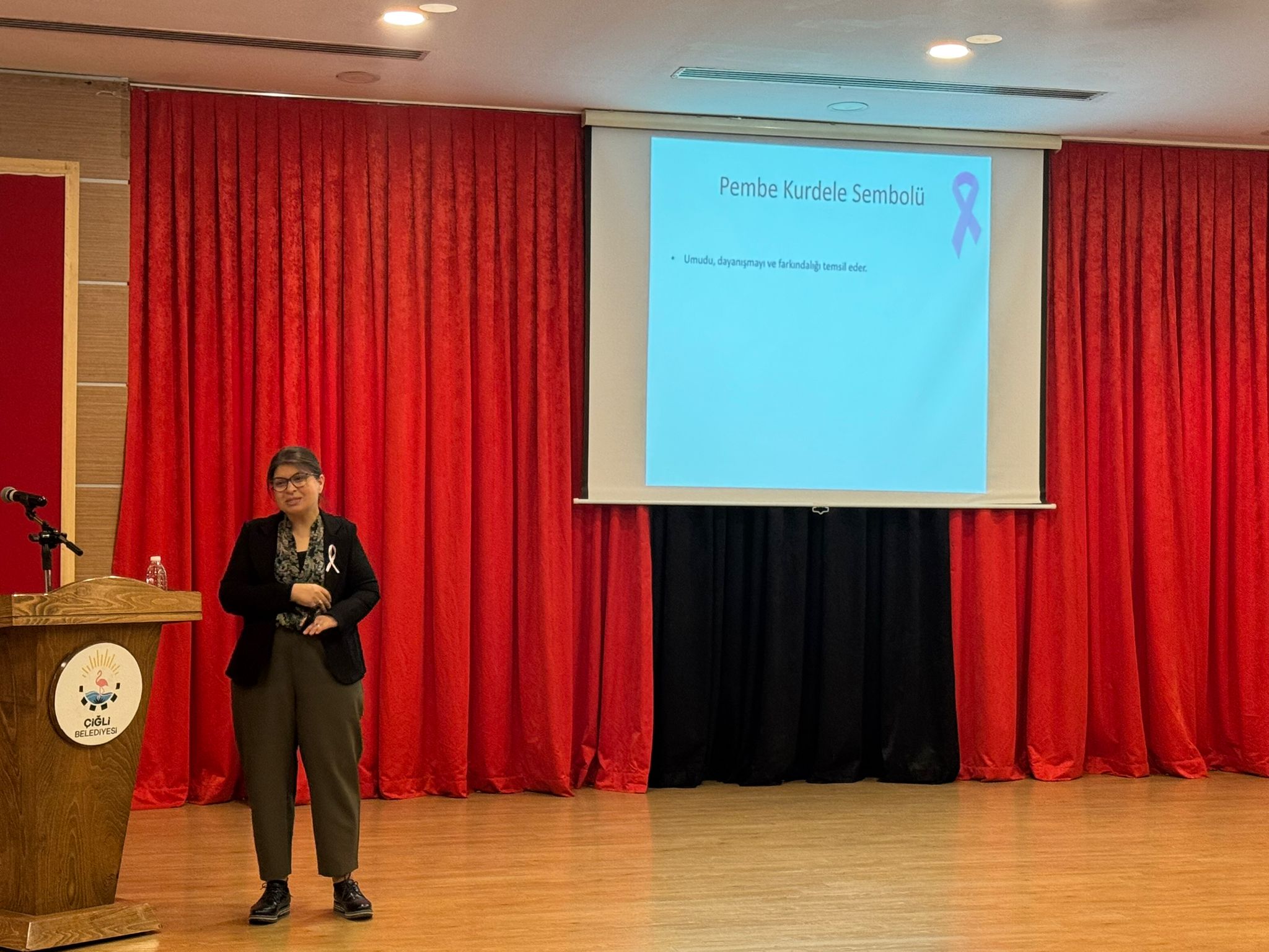 Çiğli Belediyesi’nden Meme Kanseri Farkındalık Semineri Çiğli Belediyesi, Meme Kanseri