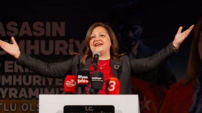 Afyonkarahisar Belediye Başkanı Burcu Köksal: “Yaşasın 102 Yıllık Şanlı Cumhuriyet!”