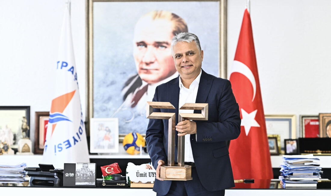 Kaleiçi Evleri Projesine Turizm Tasarım Ödülü Antalya’da Muratpaşa Belediyesi, Kaleiçi’nin