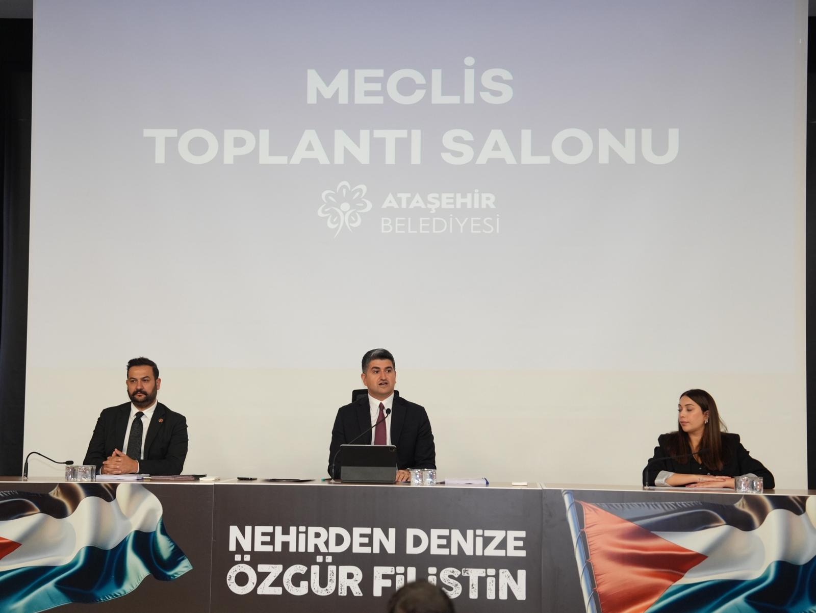 Ataşehir Belediye Meclisi’nde Gazze Vurgusu: “Bu Sessizliğin Parçası Olmayacağız” Gazze’de