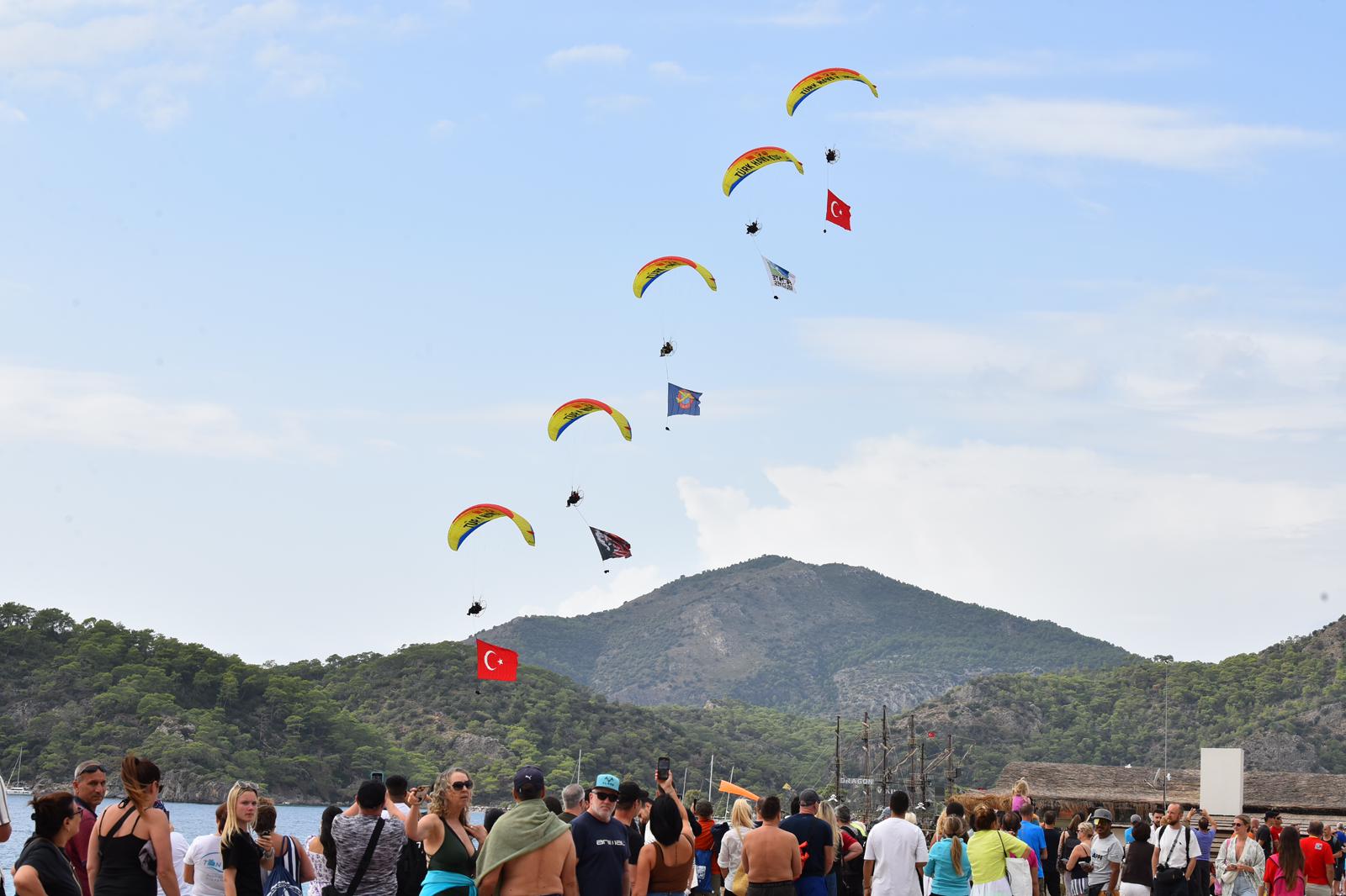 Ölüdeniz Hava Oyunları Festivali, Belcekız Plajı’nda Görkemli Bir Törenle Başladı
