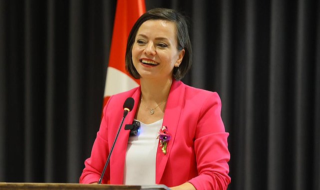 ÇALIŞANLAR ALACAKLARINI BEKLERKEN HELİL BAŞKAN 10 GÜNDE 3 ÜLKEYİ GEZECEK