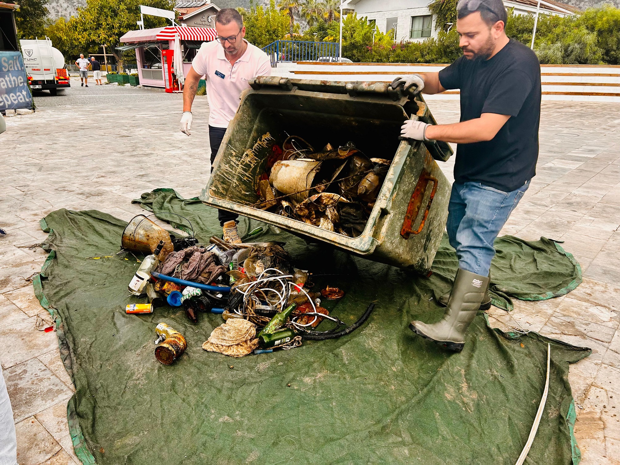 Fethiye’de Su Altı Temizliği Gerçekleşti Fethiye Belediyesi, “İklim Değişikliği ile