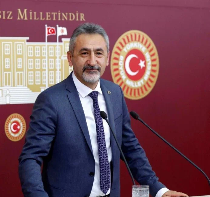 Mustafa Adıgüzel: Hazır Starmer Gelmişken… Mustafa Adıgüzel: Hazır Starmer Gelmişken… CHP Ordu Milletvekili Dr. Mustafa