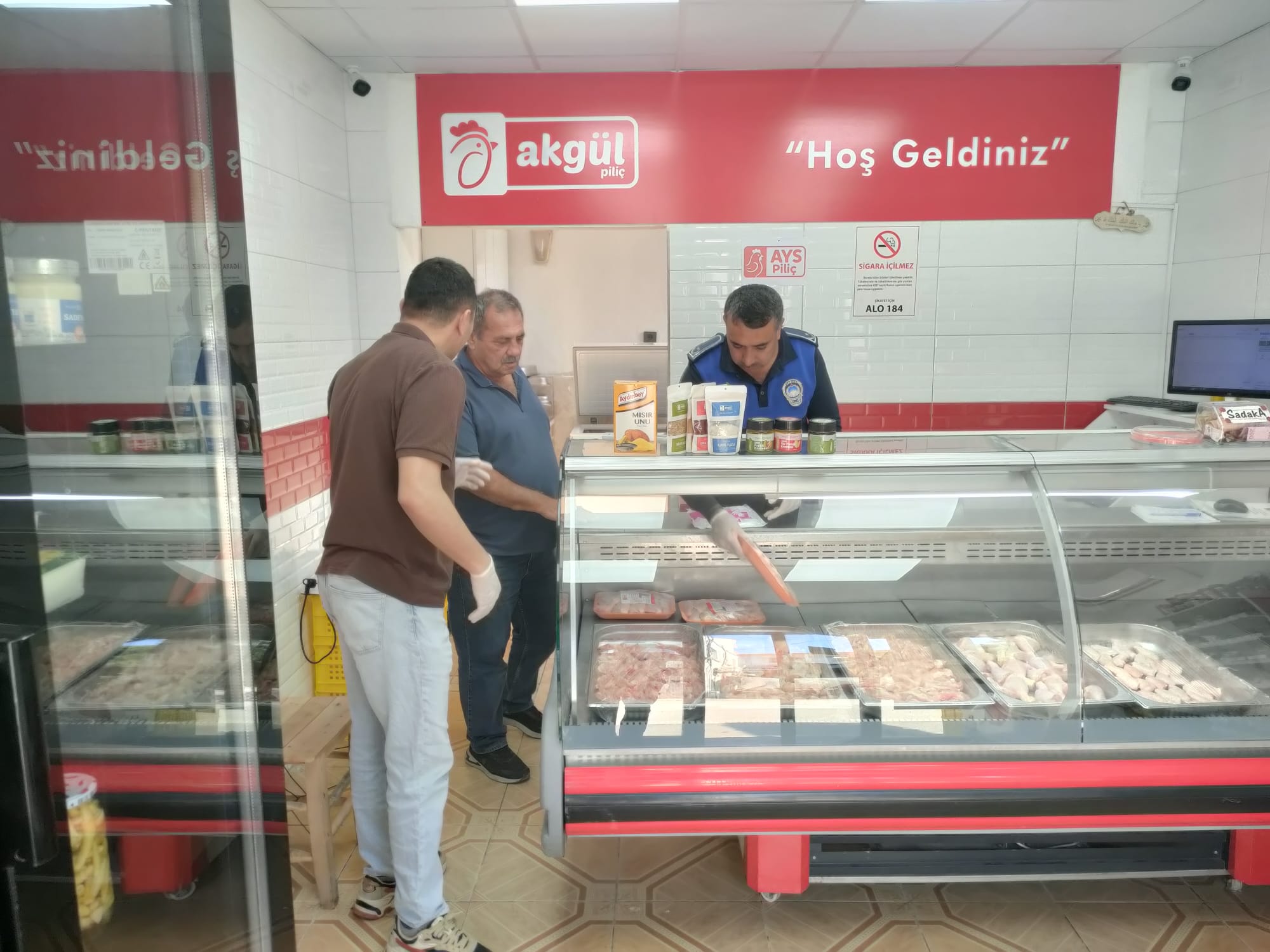 Yumurtalık Belediyesi’nden Titiz Temizlik, Kapsamlı Gıda Denetimi Yumurtalık Belediyesi, ilçenin