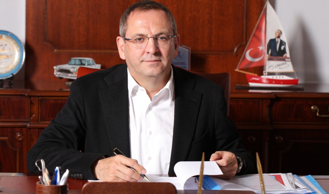 Ayvalık’ta 25 Kasım: “Şiddete Karşı Bir Aradayız!” Ayvalık’ta 25 Kasım: “Şiddete Karşı Bir Aradayız!” Ayvalık Belediye Başkanı