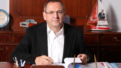 Ayvalık’ta 25 Kasım: “Şiddete Karşı Bir Aradayız!” Ayvalık Belediye Başkanı