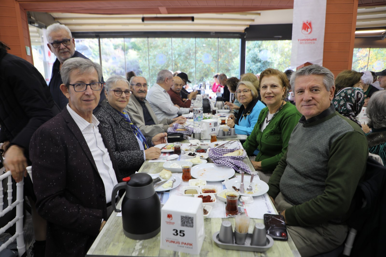 Yunusemre Belediye Başkanı Semih Balaban 24 Kasım Öğretmenler Günü'nde emekli