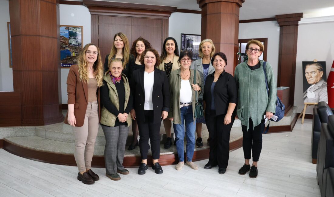 Didim Kadın Platformu’ndan Başkan Hatice Gençay’a Ziyaret Didim Kadın Platformu’ndan Başkan Hatice Gençay’a Ziyaret Didim Kadın Platformu