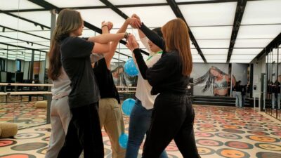 KADIKÖY’DE KADINLAR ŞİDDETE KARŞI BİRLİKTE GÜÇLENİYOR Kadıköy’de kadınlar, psikolojik özsavunma