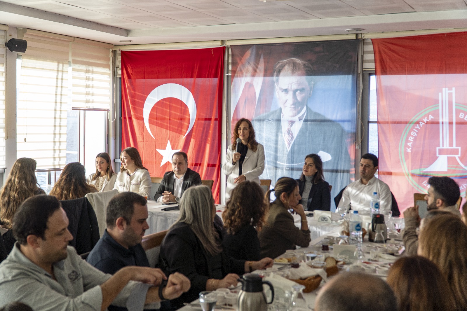 Karşıyaka Belediye Başkanı Yıldız Ünsal, 24 Kasım Öğretmenler Günü’nde, KARGEM