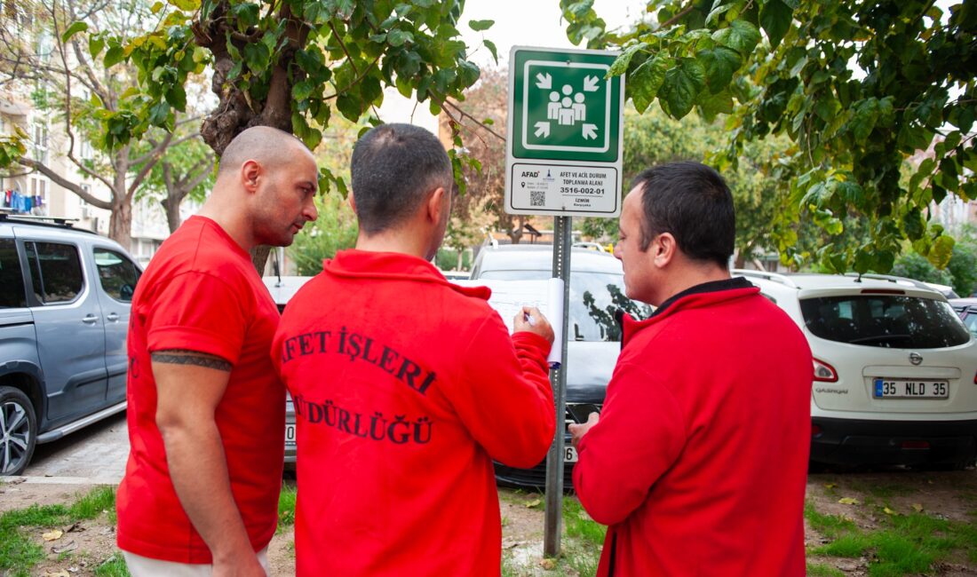 Karşıyaka’daki Afet Toplanma Alanları Tek Tek Denetleniyor Karşıyaka’yı olası afetlere hazırlıklı hale getirmek için çalışmalarını sürdüren Karşıyaka