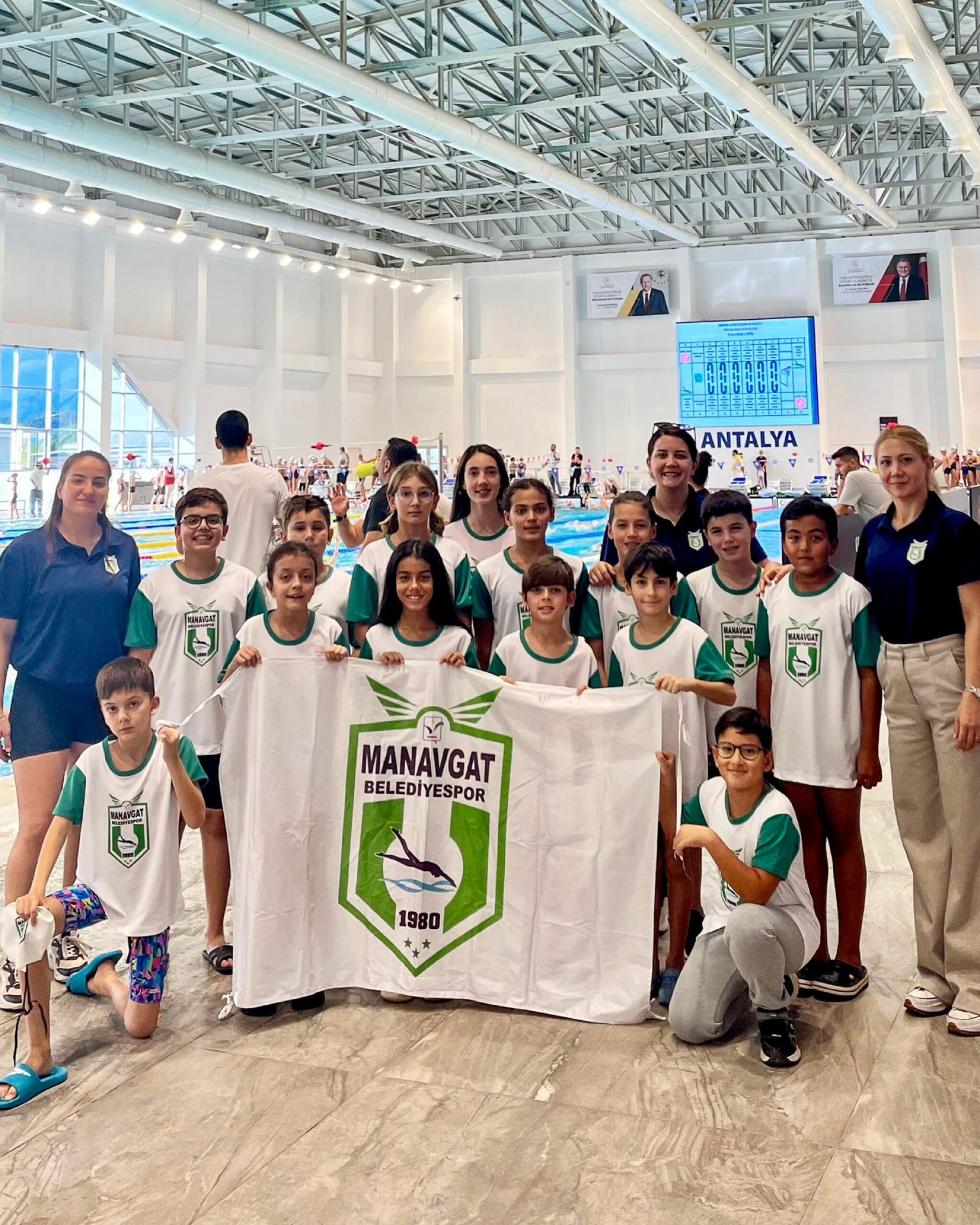 Manavgat Belediyespor Yüzme Kulübü Sporcularından Önemli Dereceler Manavgat Belediyespor Yüzme