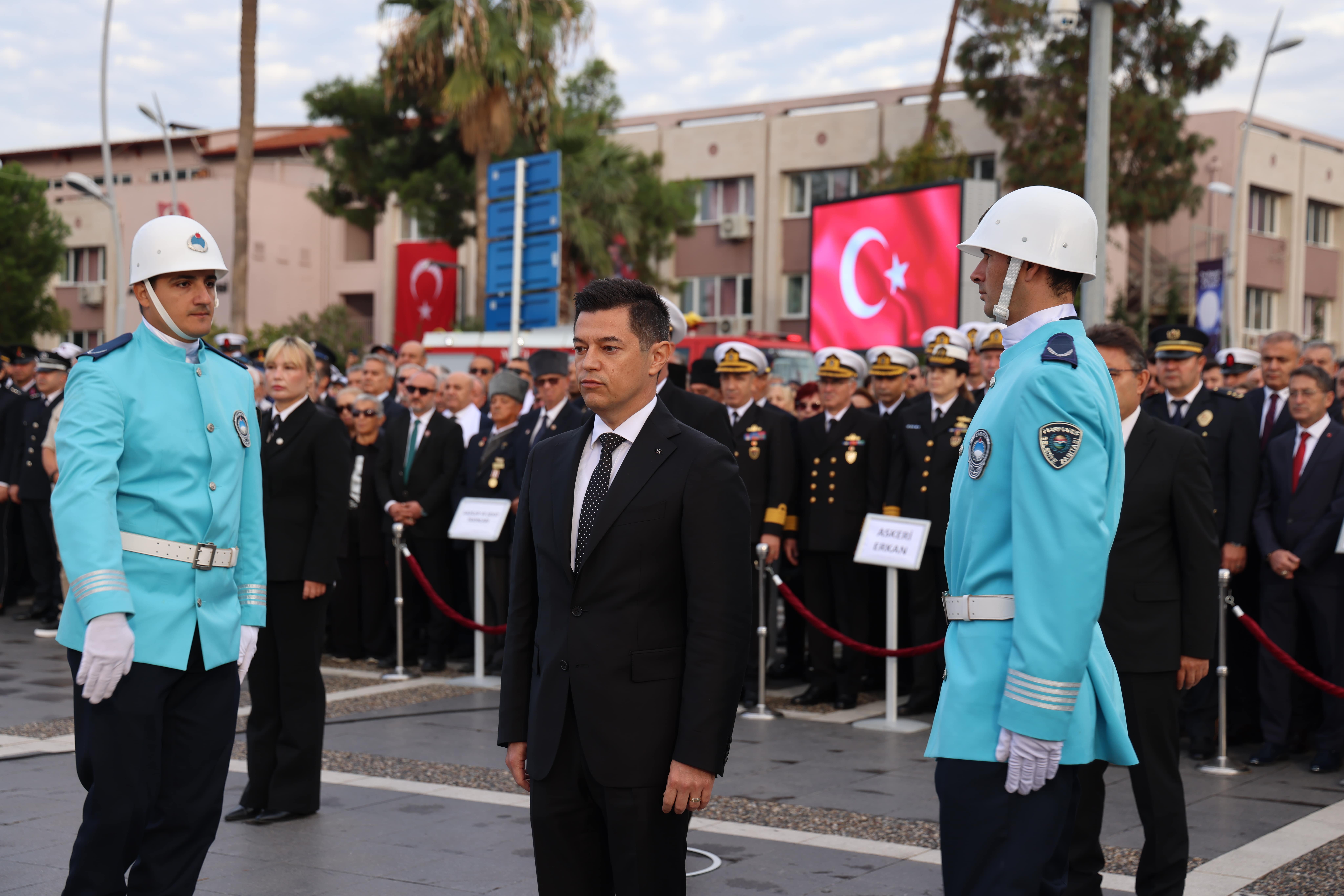 Ulu Önder Mustafa Kemal Atatürk aramızdan ayrılışının 87. yıl dönümünde