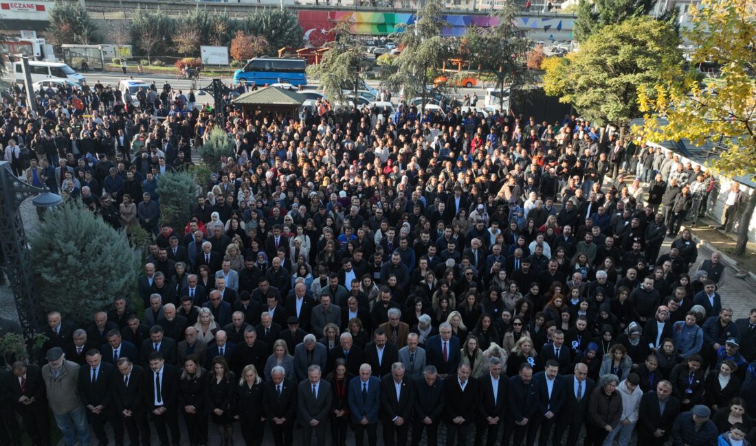 Mamak’ta Gazi Mustafa Kemal Atatürk Saygı ve Minnetle Anıldı Mamak'ta 10 Kasım Töreni