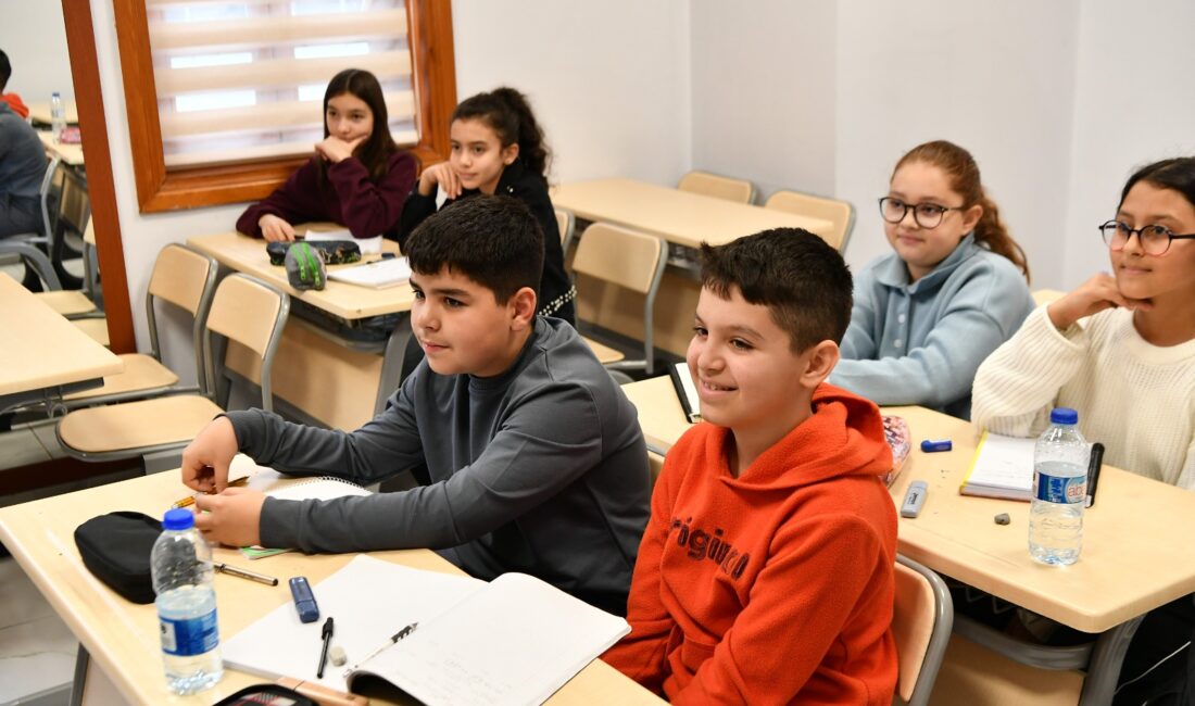 Mamak'ta eğitime destek atölyesi kayıtları başladı.