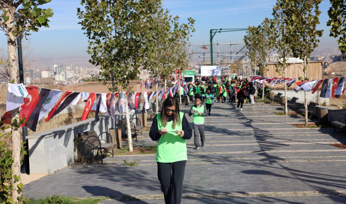 Çankaya Belediyesi, Cumhuriyet Bayramı kapsamında düzenlediği Ödüllü Oryantiring yarışmasında her