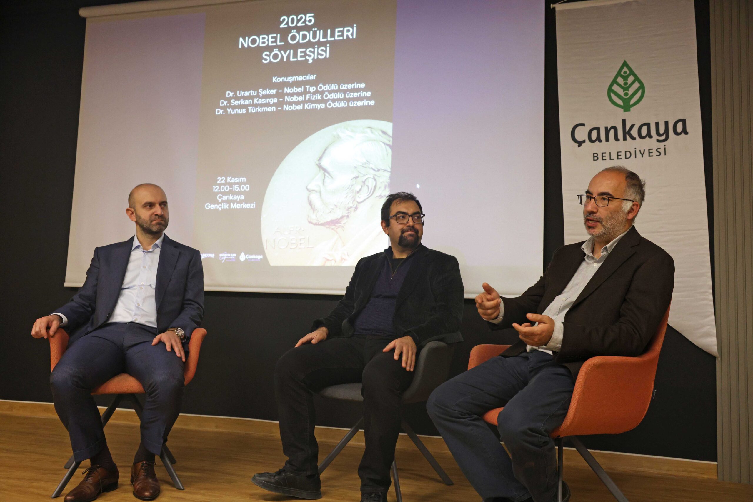 Başkentli gençler, yeni adresleri Çankaya Gençlik Merkezi'nde dolu dolu bir