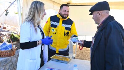 Mamak Belediyesi’nden Protez Bakımı ve Ağız Sağlığına Yönelik Eğitim Mamak