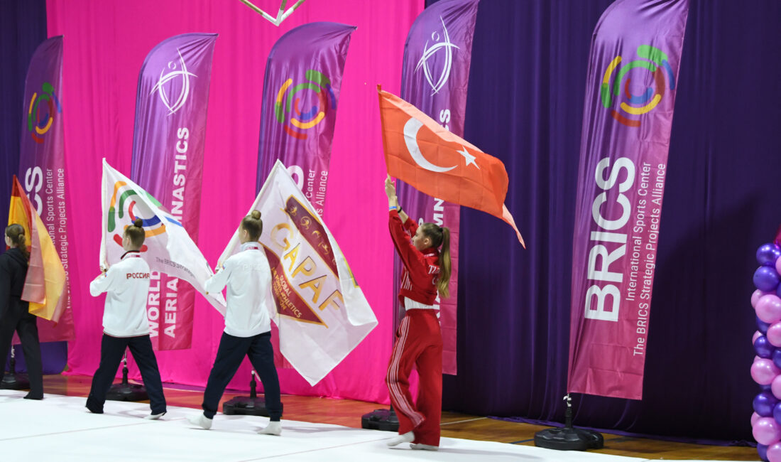 Hava Jimnastiği Dünya Kupası Başladı Hava Jimnastiği Dünya Kupası Başladı Küresel Hava Gücü Atletizm Federasyonu