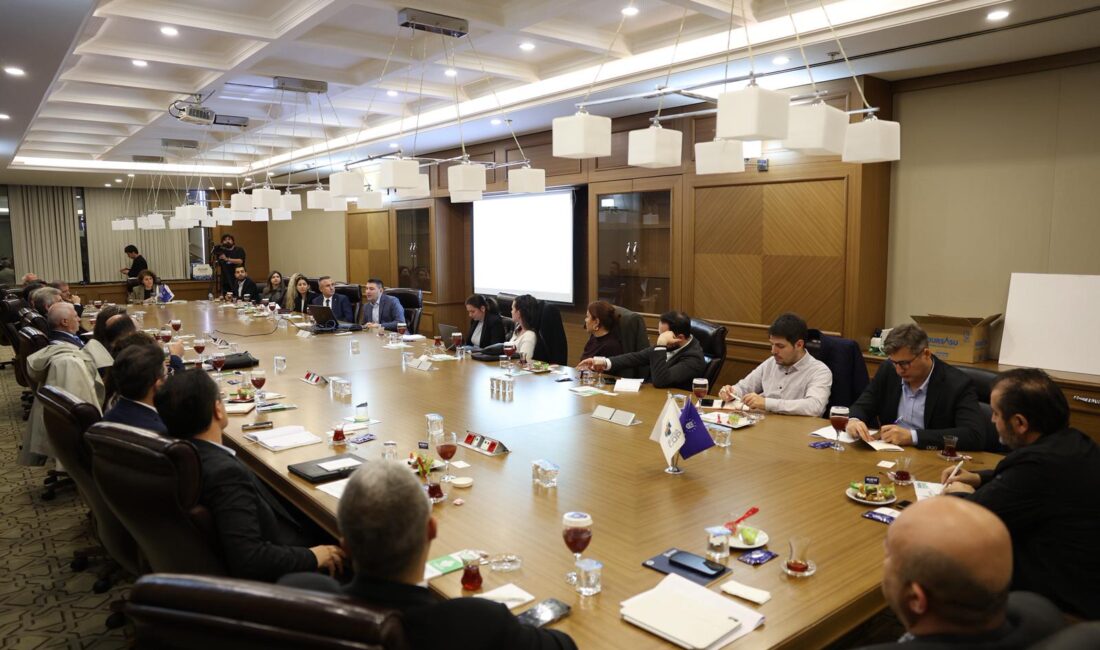 Bursa’nın Geleceği Ortak Akılla Planlanıyor Bursa’nın Geleceği Ortak Akılla Planlanıyor Bursa’nın 2050 vizyonunu belirleyecek olan