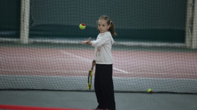 Bursa Kış Spor Okulları’nda Sertifika Heyecanı Bursa Kış Spor Okulları’nda Sertifika Heyecanı Bursa Büyükşehir Belediyesi’nin Kış