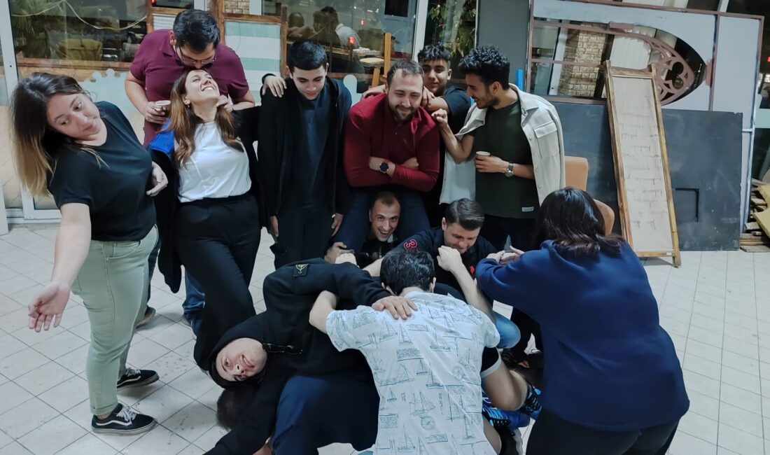 Turgutlu Ekrem Gürel Kültür Merkezi’nde