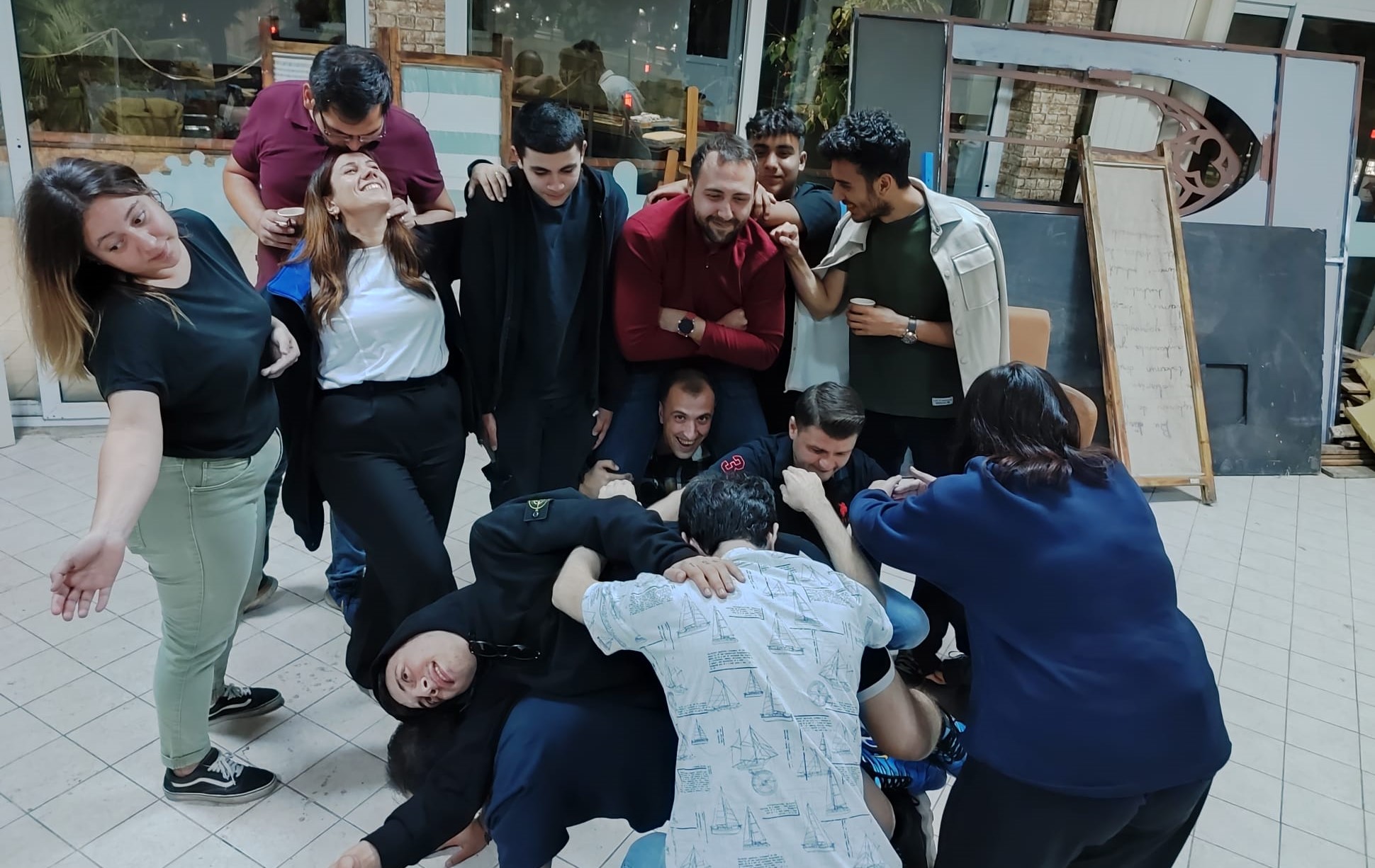 Turgutlu Ekrem Gürel Kültür Merkezi’nde Kadınların Sesi Tiyatroda Turgutlu Belediyesi