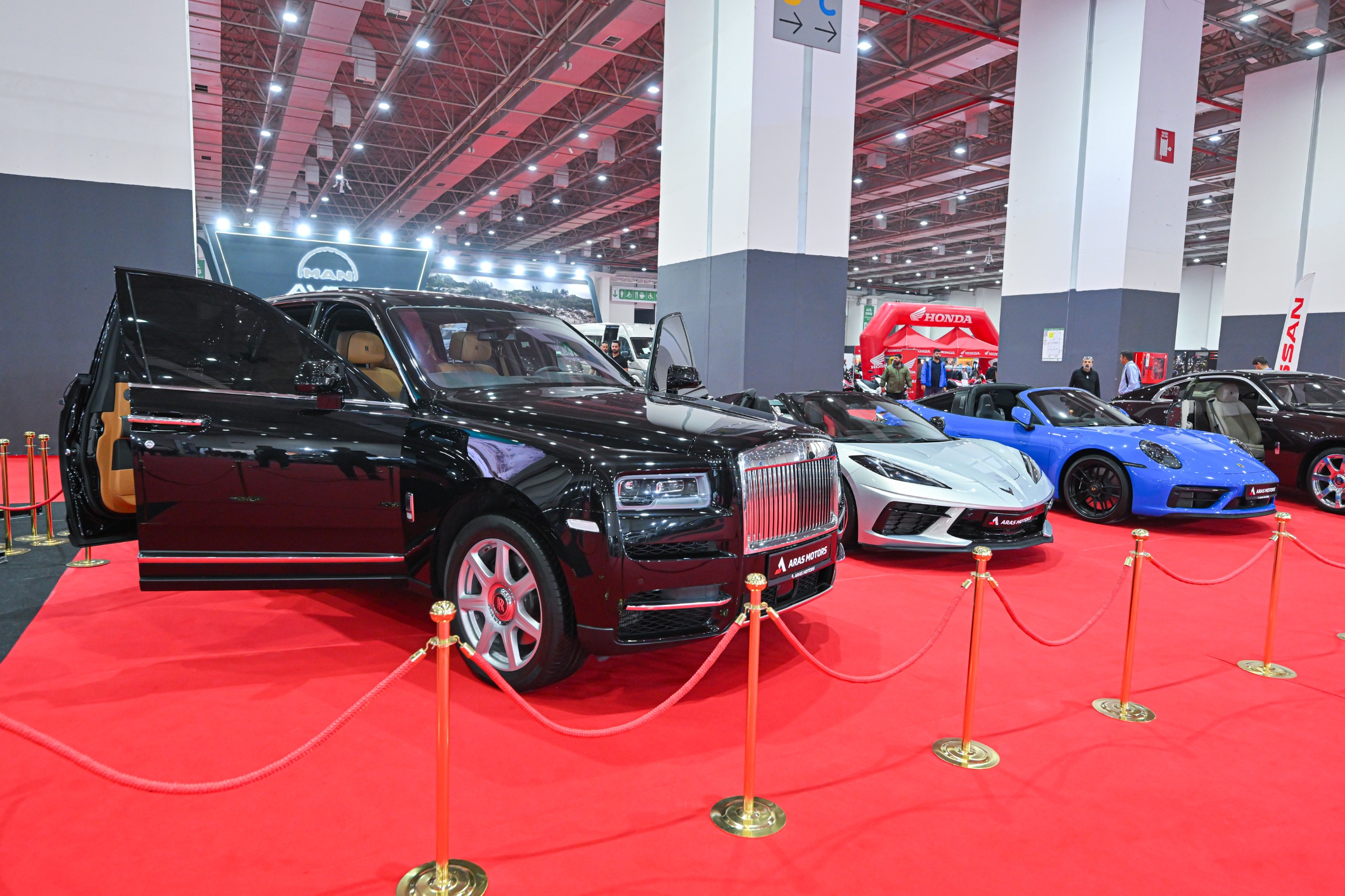 MOTTA Motorlu Taşıtlar Fuarı Kapılarını Açtı İlk kez düzenlenen fuar,