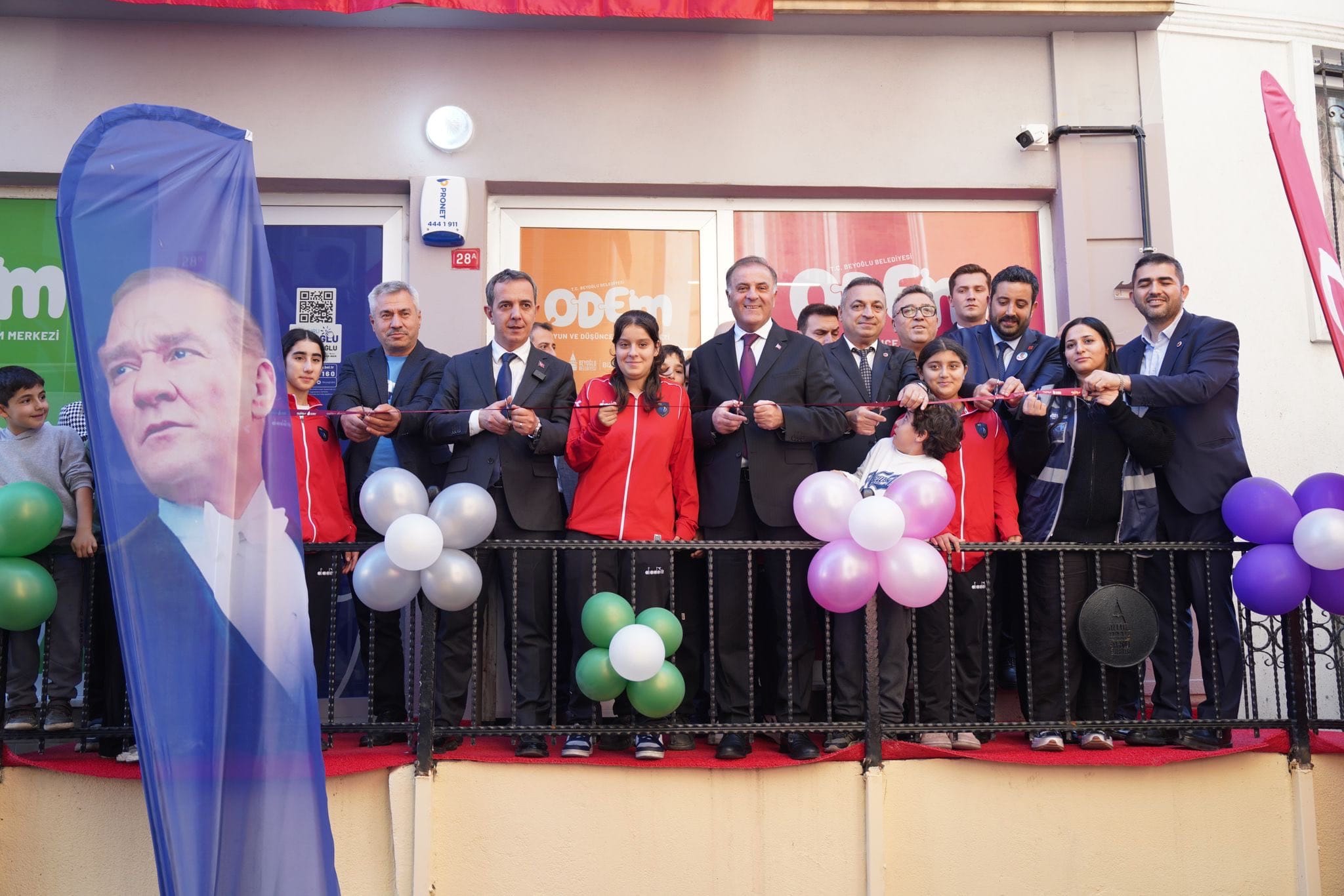 Beyoğlu Belediyesi, çocukların oyunla öğrenip düşünerek keşfedecekleri Oyun, Düşünce ve