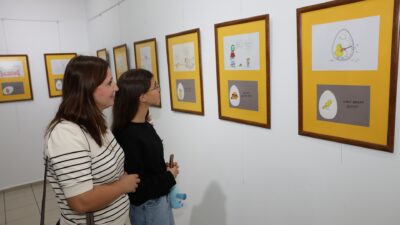 “Yılın Yazarı Rıfat Ilgaz” etkinlikleri kapsamında düzenlenen Karikatür Atölyesi sergisi