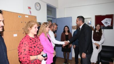 Çiğli Belediyesi’nden Öğretmenler Günü’nde Anlamlı Kutlama Çiğli Belediye Başkanı Onur