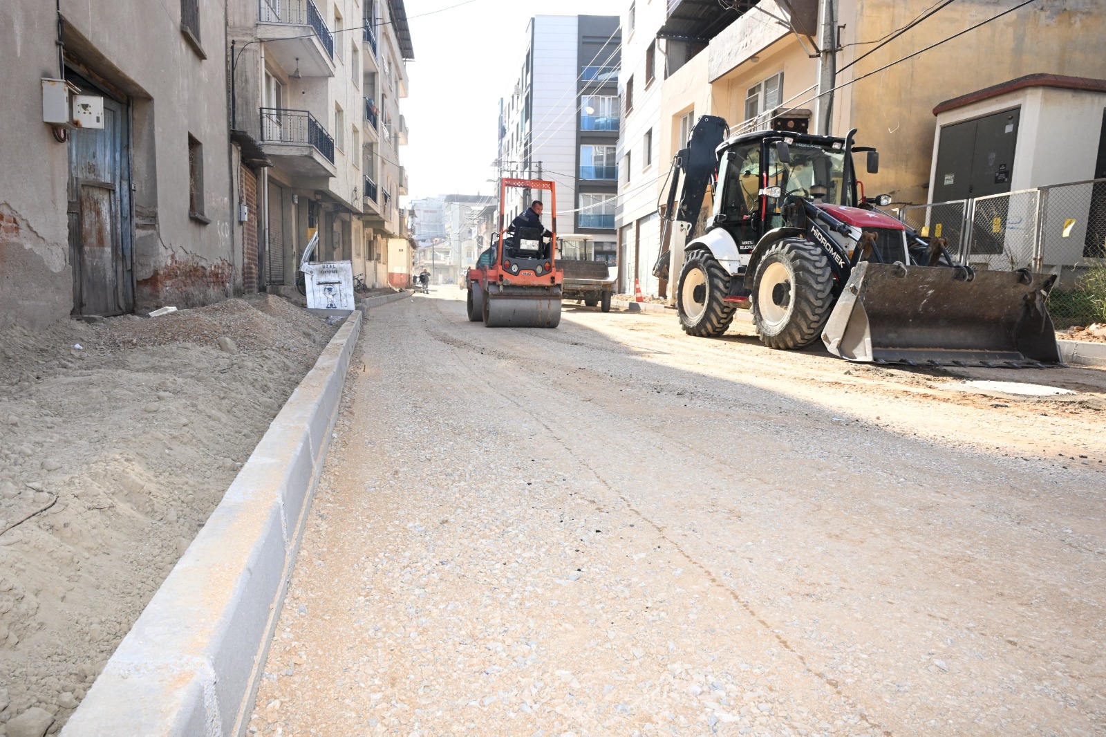 Manisa Büyükşehir Belediyesi, MASKİ tarafından altyapısı tamamlanan Ahmetli ilçesi Ulucami