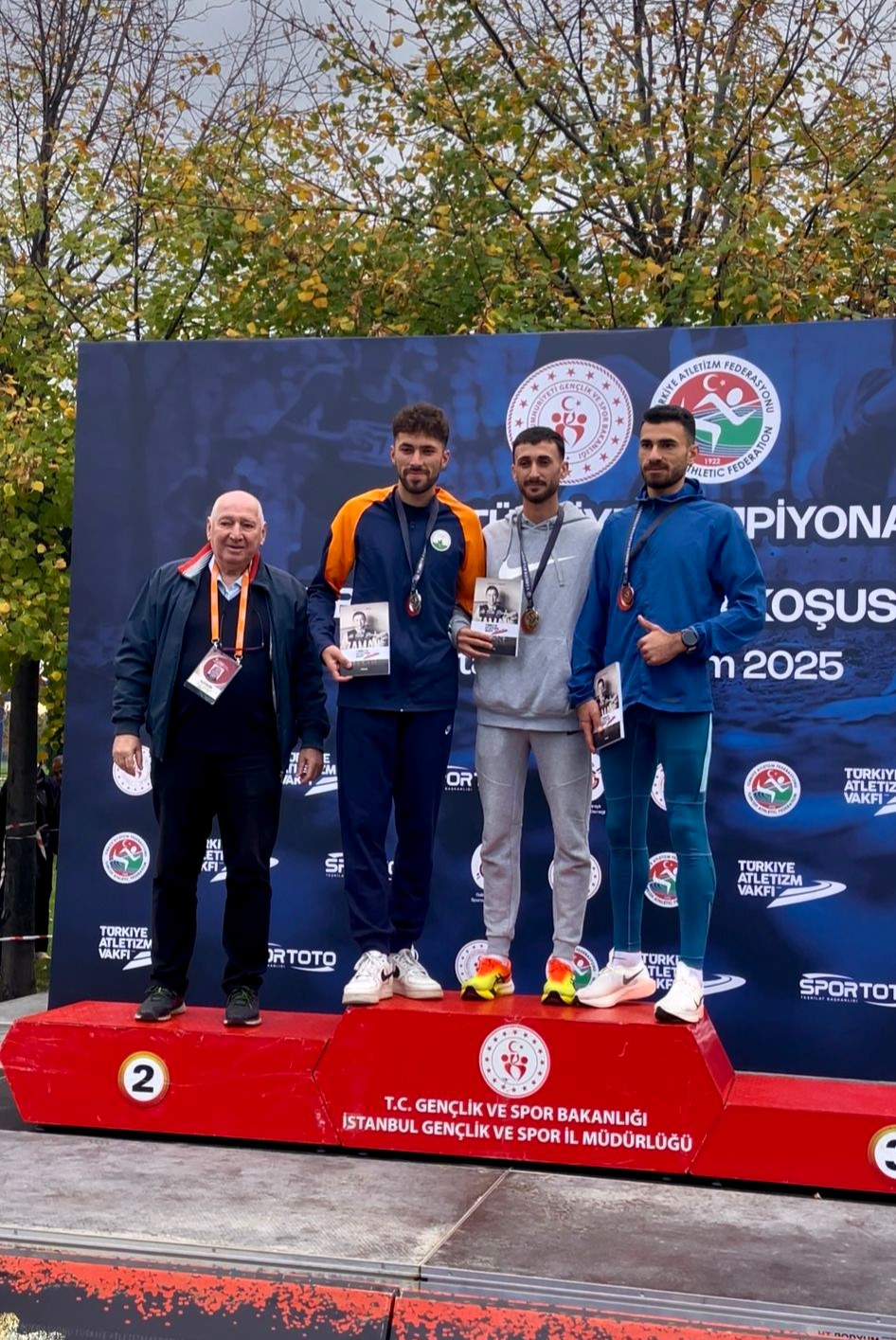 Osmangazi Belediyespor Atletizm Takımı sporcuları, Türkiye Kros Şampiyonası ve
Ömer Besim