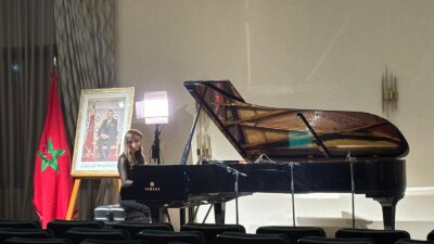 Narlıdere Belediyesi Çocuk Senfoni Orkestrası’nın 15 yaşındaki genç yıldızı, piyanonun