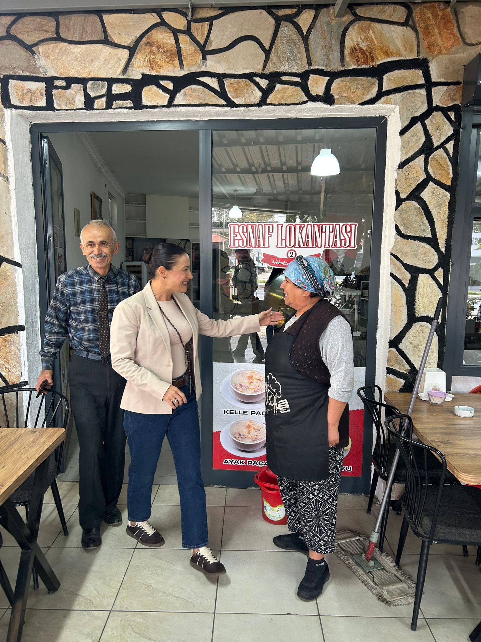 Efes Selçuk Belediye Başkanı Filiz Ceritoğlu Sengel’in Çamlık Köyünde Efes