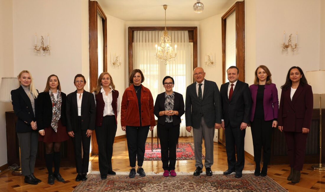 Ankara’da Diplomasi Trafiği Eskişehir Büyükşehir Belediye Başkanı Ayşe Ünlüce, çeşitli