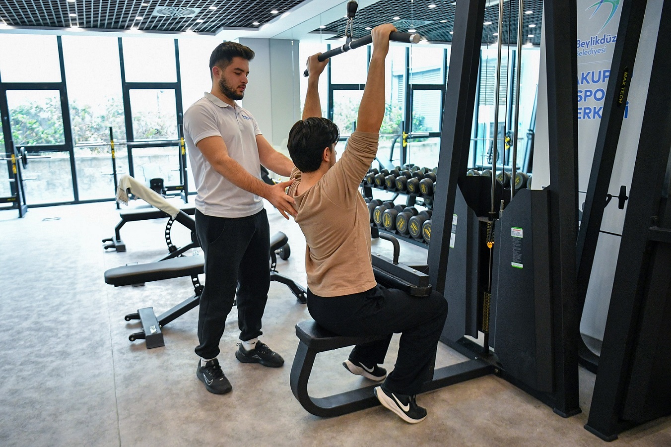 Beylikdüzü Belediyesi Yetişkin Spor Kurslarıyla Sağlıklı Yaşamı Destekliyor Beylikdüzü Belediyesi’nin