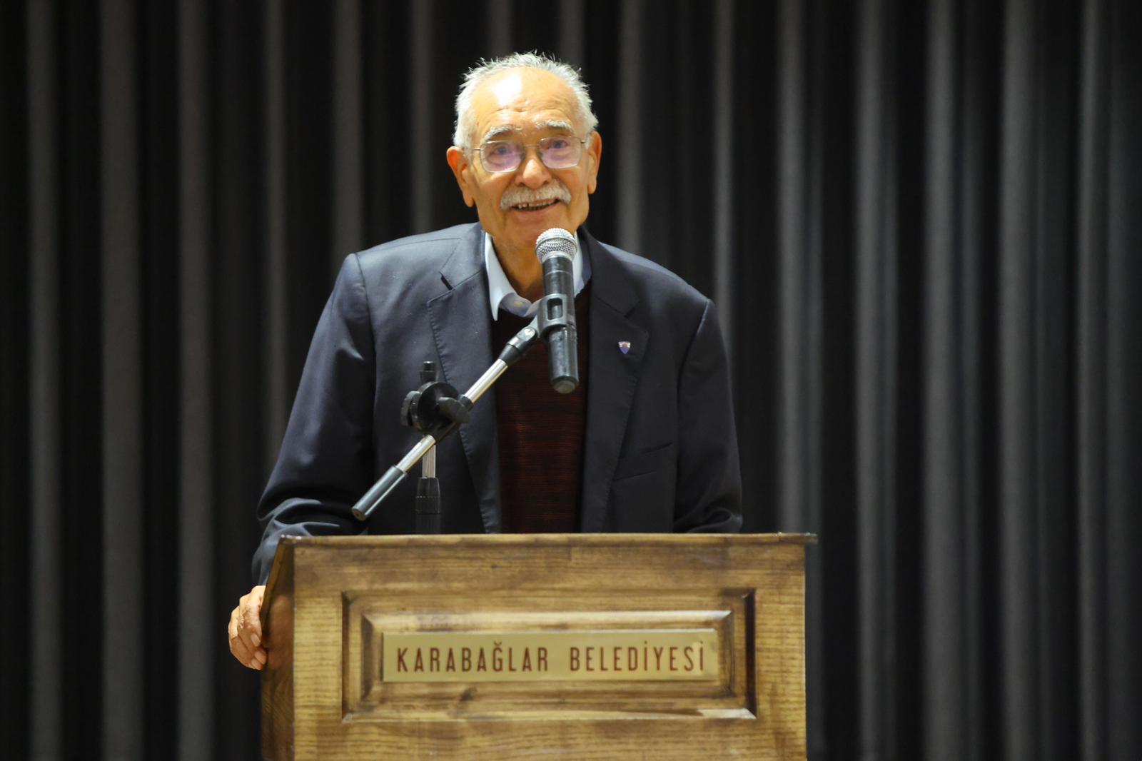 Karabağlar’da Eğitim Emekçilerine Anlamlı Gece Karabağlar Belediye Başkanı Helil Kınay,