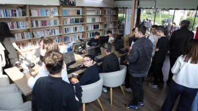 Bayraklı Belediyesi’nden Eğitimde Fırsat Eşitliğine Dijital Destek Bayraklı Belediyesi, eğitimde