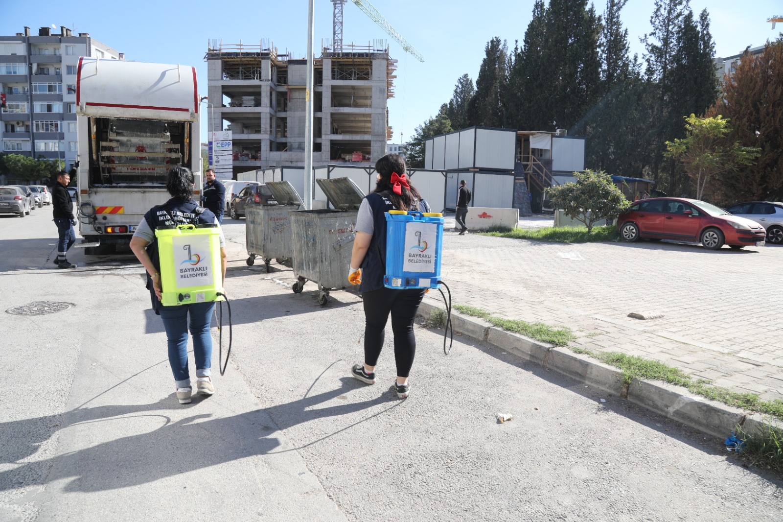 Bayraklı’da Halk Sağlığı Seferberliği Bayraklı Belediyesi, kapsamlı bir hijyen ve