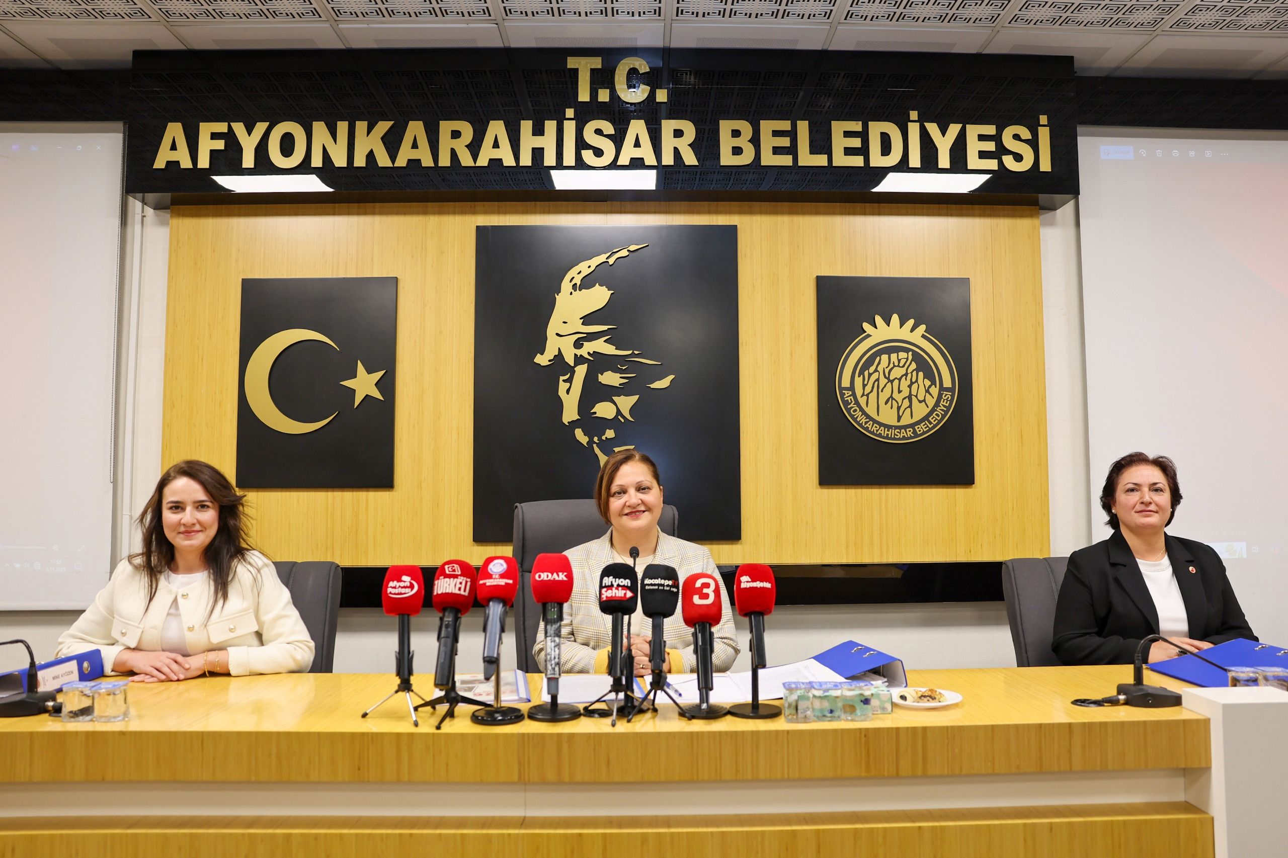 Afyonkarahisar Belediyesi Kasım Ayı Belediye Meclis Toplantısı Gerçekleştirildi Afyonkarahisar Belediye