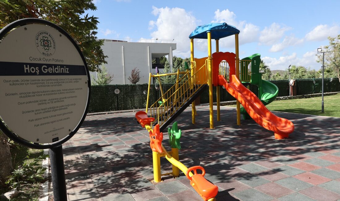 Muğla Büyükşehir, 13 İlçede Oyun Alanı ve Peyzaj Donatısını Güçlendiriyor