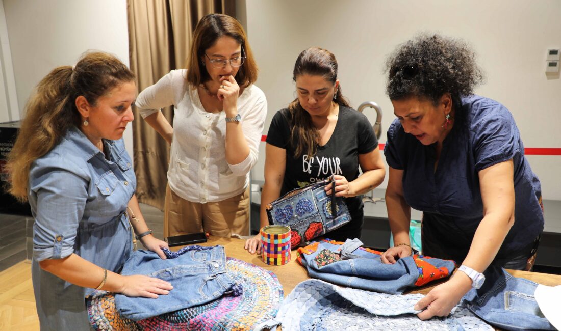 Antalya Büyükşehir Belediyesi’nin Yetişkinlere Yönelik Atölyeleri Sürüyor Antalya Büyükşehir Belediyesi’nin Yetişkinlere Yönelik Atölyeleri Sürüyor Antalya Büyükşehir Belediyesi